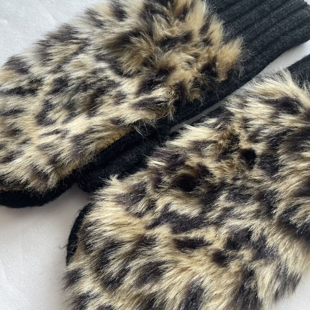 Crewcuts Leopard Print Mittens Size L - Picture 5 of 6